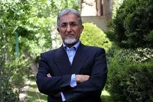برنامه‌های وزرای اقتصادی روحانی کپی برنامه‌های وزرای قبلی است!/ یک سوم سالهای انقلاب زنگنه وزیر نفت بود