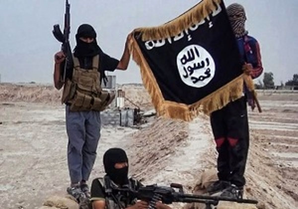 الاغ انتحاری داعش جان سه تروریست را گرفت!