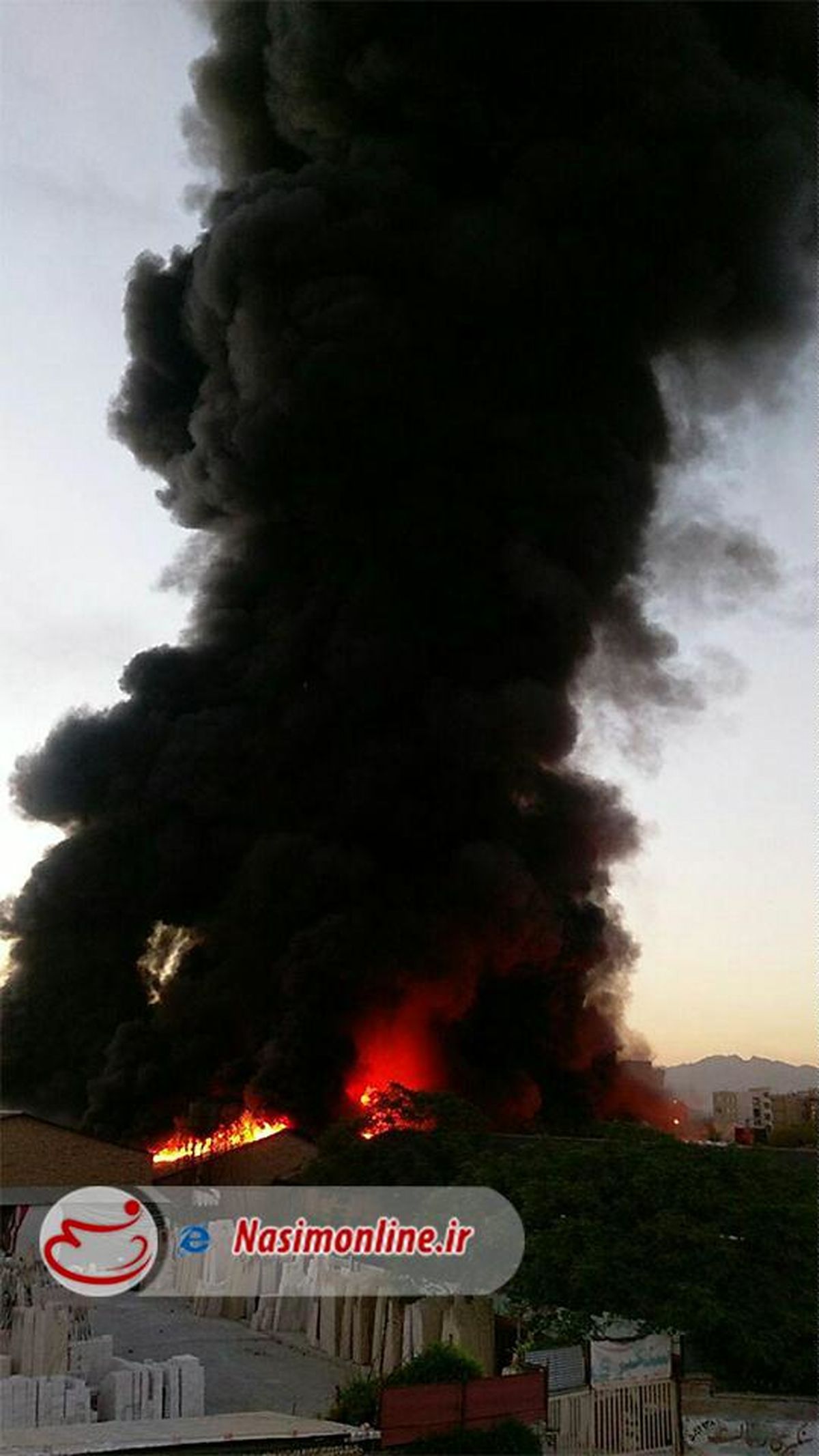 آتش سوزی انبار کالا در جنوب تهران