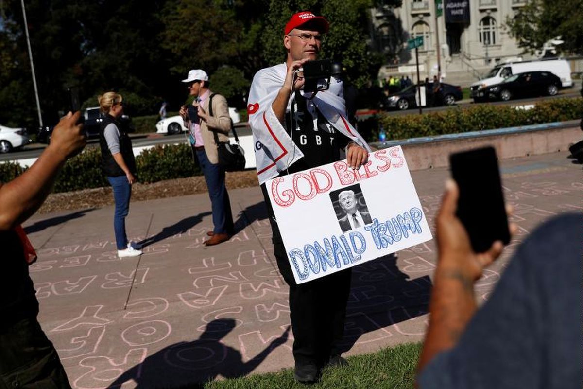 تظاهرات ضدنژادپرستی در شهر برکلی در ایالت کالیفرنیا - آمریکا