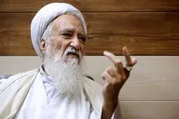 متعجبم از شخصی که هم نامش روحانی است هم در کسوت روحانیت