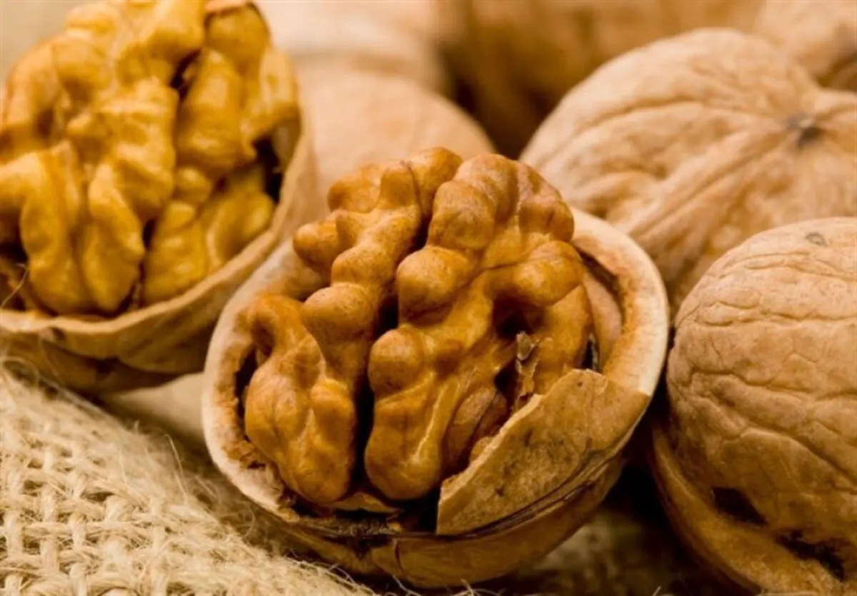 قاچاق گردوی خارجی به داخل کشور