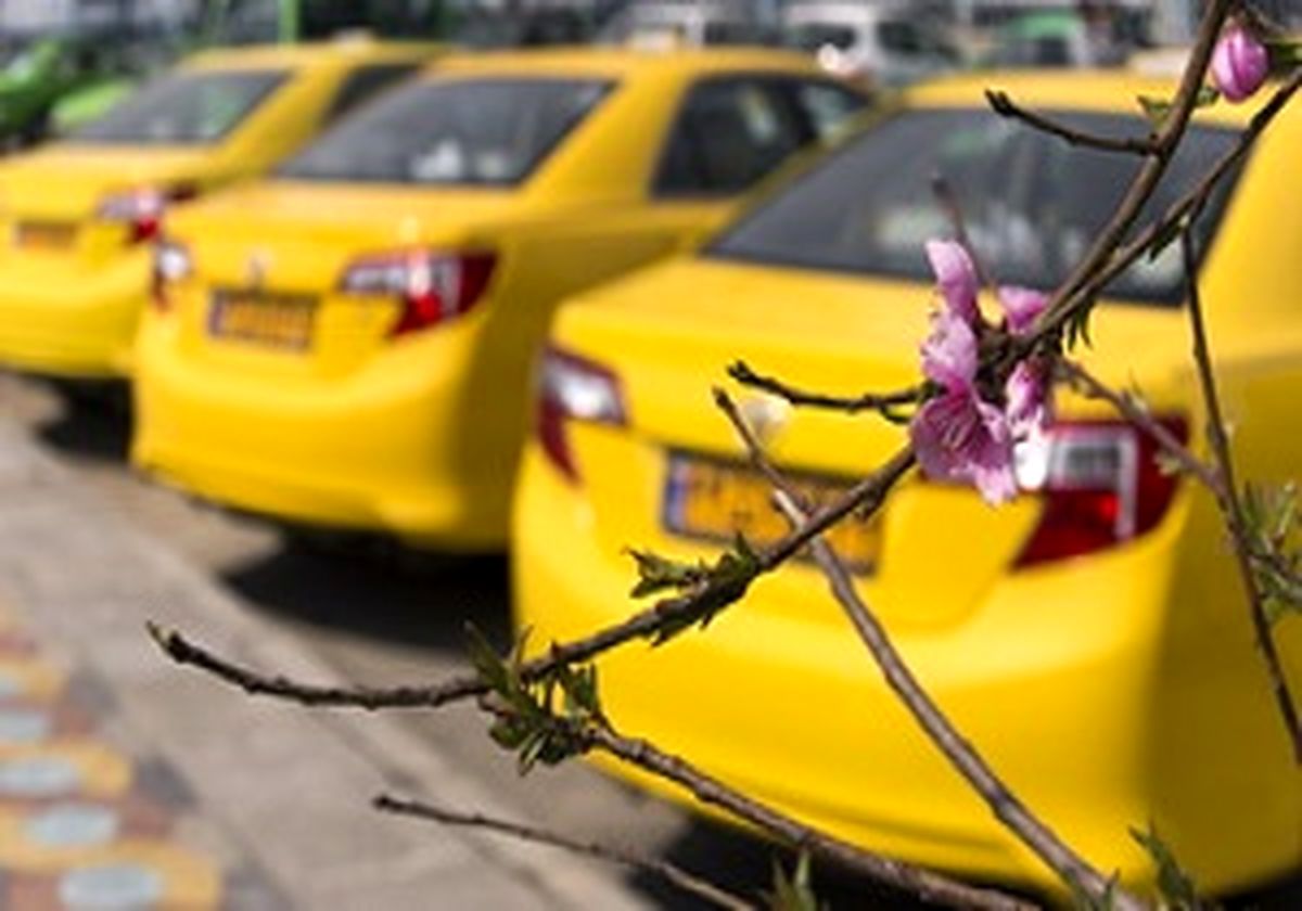 استقرار تاکسی‌ها در ۱۰۰ نقطه پایتخت برای جابجایی مسافران در ایام نوروز