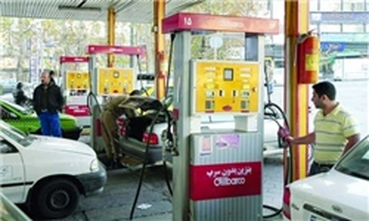ثبت رکورد مصرف ۱۰۰ میلیون لیتر بنزین در نخستین روز فروردین‌ماه