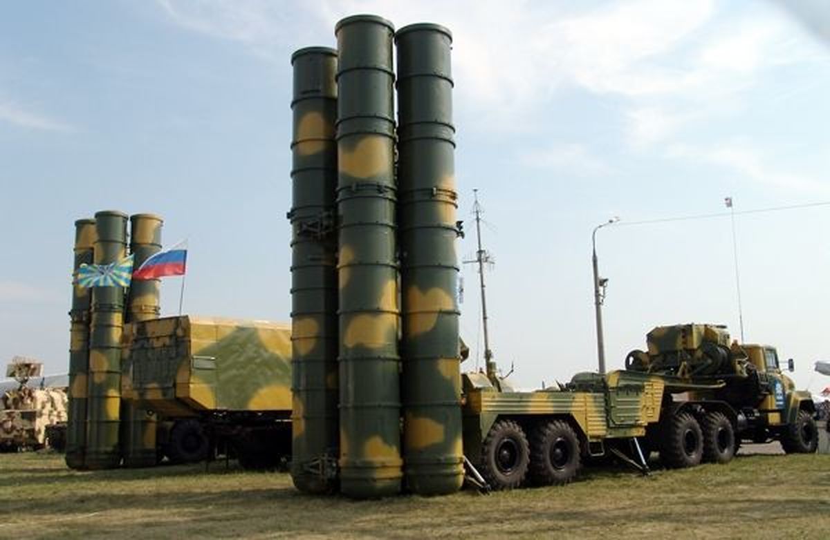 روسیه در یک رزمایش نظامی از سامانه اس-۳۰۰ استفاده کرد
