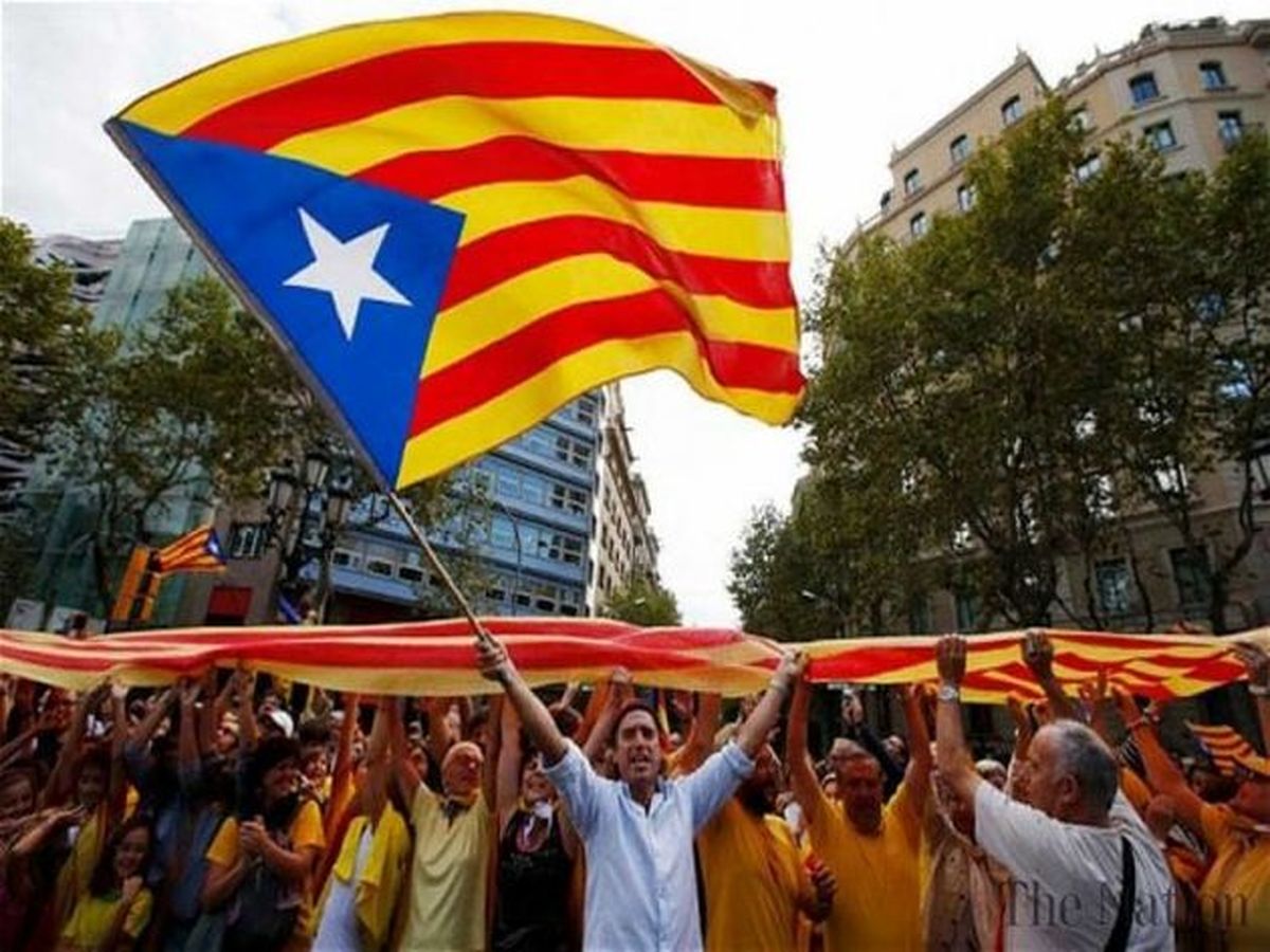 صدور حکم جلب بین المللی پنج جدایی‌طلب کاتالونیا