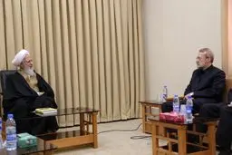 آیت‌الله جوادی آملی: ثروت جامعه باید در دست عموم مردم باشد