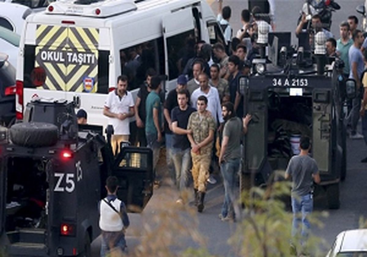 ترکیه سه هزار پرسنل نظامی را به اتهام همکاری با فتح‌الله گولن اخراج می‌کند
