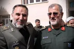 دیدار فرمانده نیروی زمینی ارتش با سردار پاکپور و تأکید بر وحدت و همکاری نیروهای مسلح