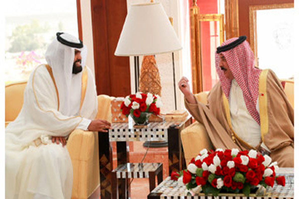 دیدار شاه بحرین با معارض قطری