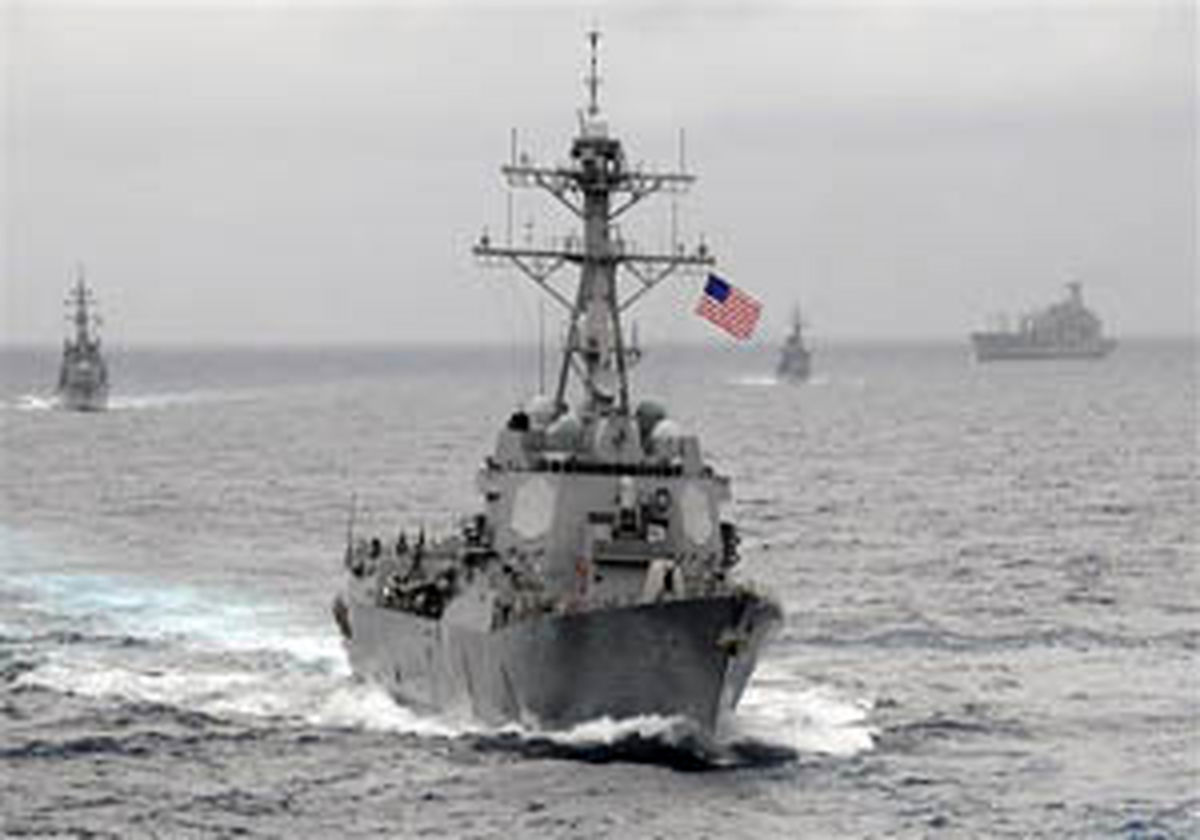 ورود ناوشکن نیروی دریایی آمریکا به دریای سیاه