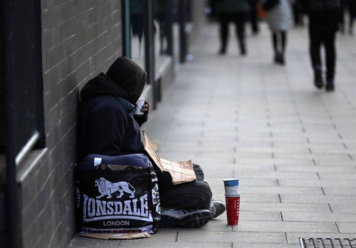 خیابان‌های پاریس و لندن جولانگاه هزاران کارتن‌خواب و بی‌خانمان