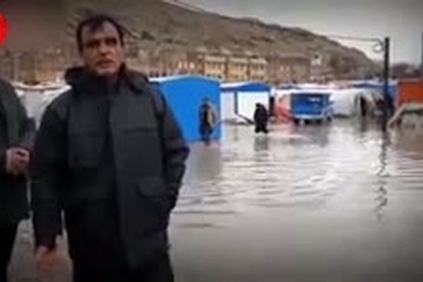 زلزله‌زدگان کرمانشاهی در محاصره باران