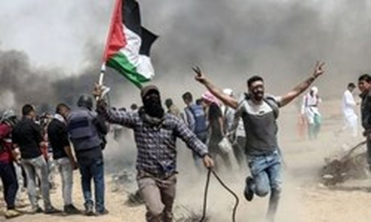 فلسطینم، سلاحی دارم از آه و نمی ترسم/ نثار جان دشمن می کنم طوفان وحشت را