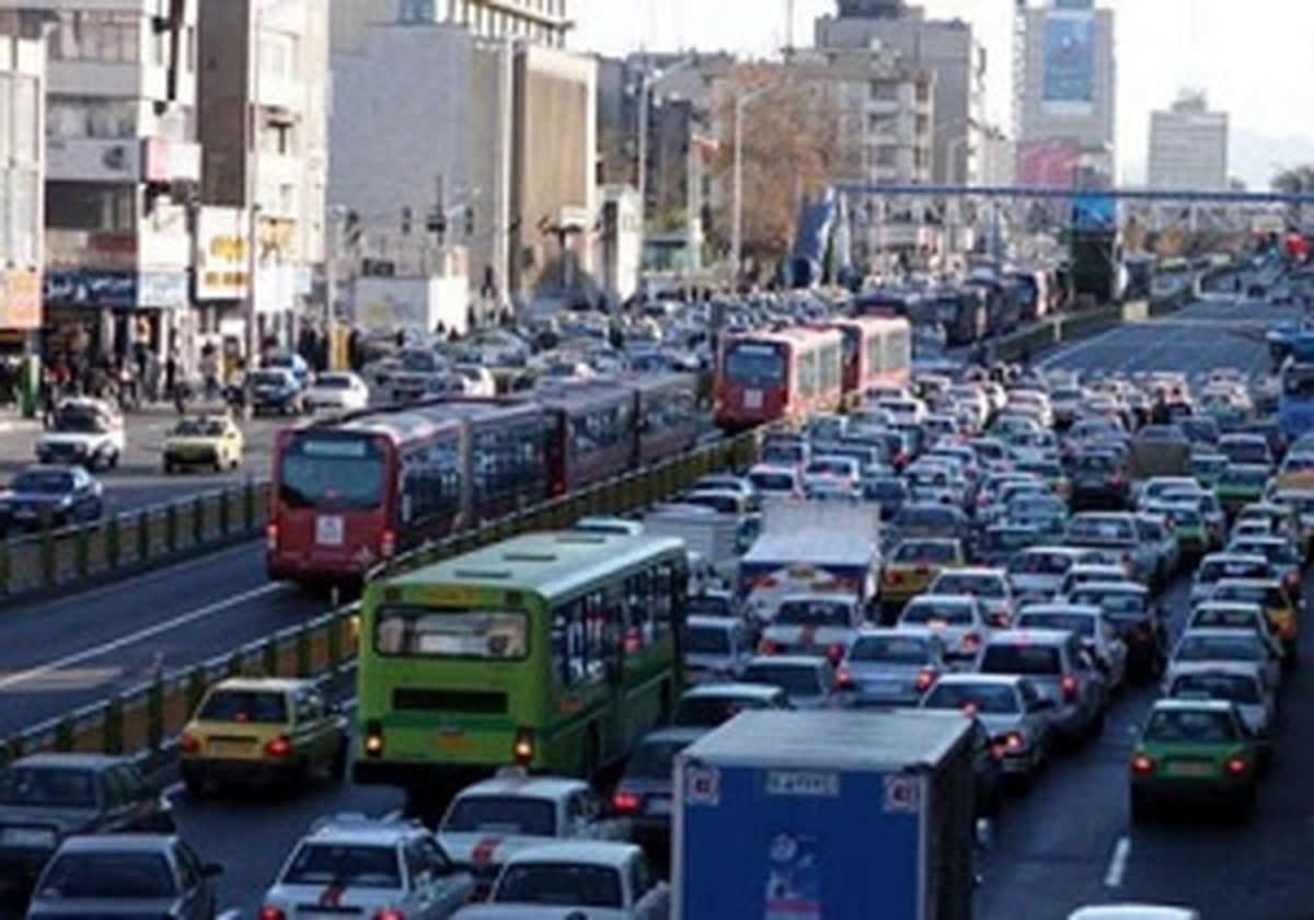 رد مصوبه افزایش کرایه تاکسی و اتوبوس توسط کمیته انطباق فرمانداری تهران