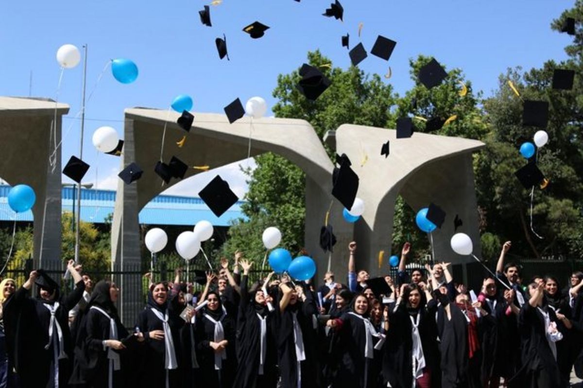 ایران بیشتر از آمریکا دانشجوی جوان دارد