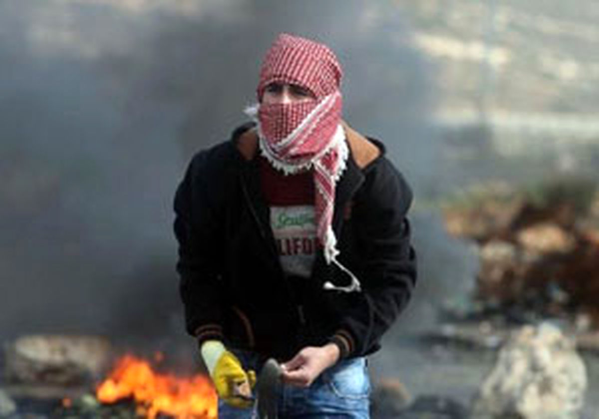 عده‌ای از جوانان غزه موفق شدند به اراضی اشغالی فلسطین نفوذ کنند
