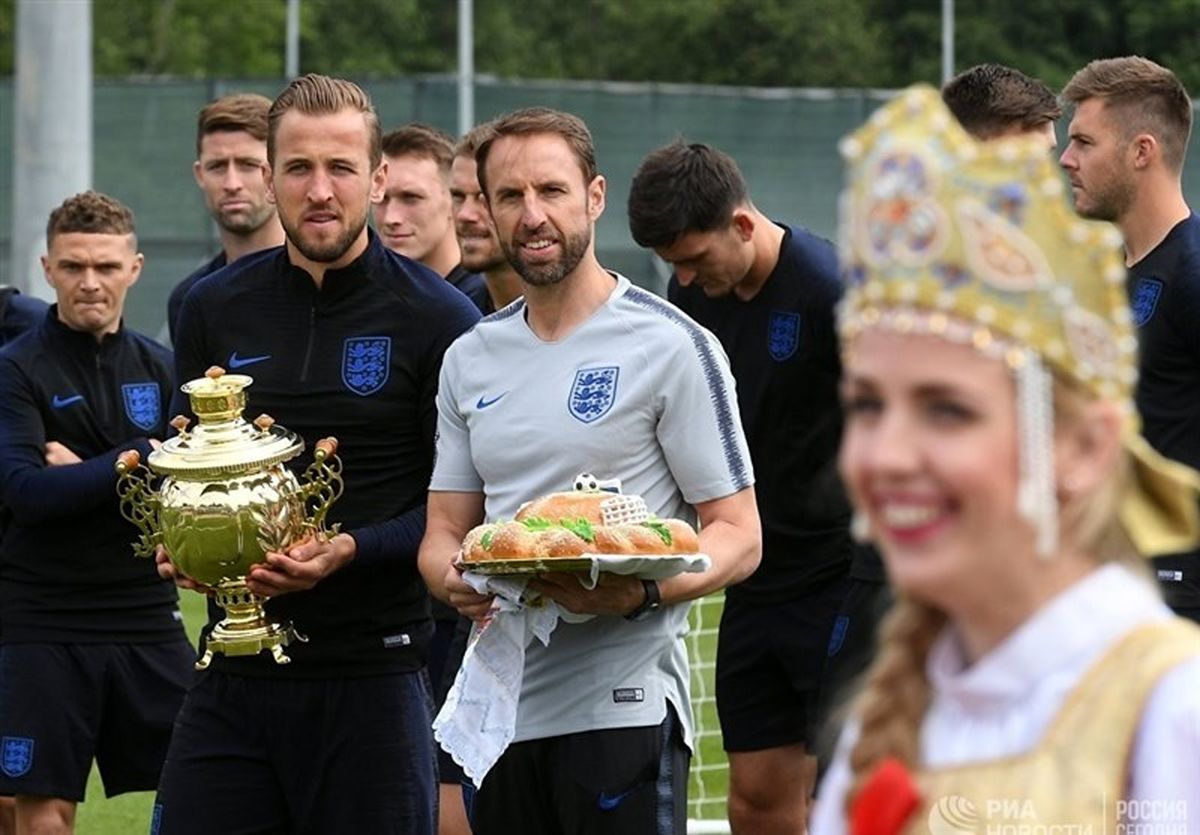 جام جهانی ۲۰۱۸| نخستین تمرین انگلیسی‌ها در زلنوروسک با دریافت سماور و کاراوای + تصاویر