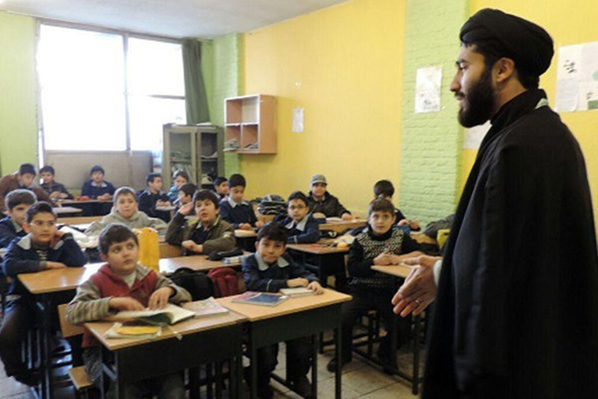 تربیت مدرسان سند تحول بنیادین از میان طلاب و روحانیون