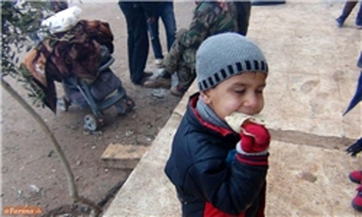 ارسال کمک توسط ارتش سوریه به ساکنان فوعه و کفریا از طریق هوایی