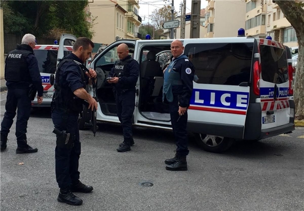 بازداشت ۱۰ فرد مظنون به اسلام ستیزی در فرانسه
