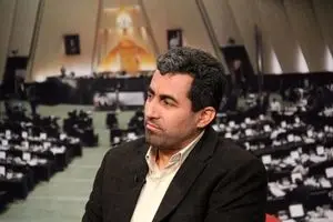 کنایه پورابراهیمی به لابی‌گری وزیر کار برای لغو استیضاح