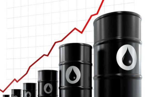 خطر جهش قیمت نفت به کانال ۹۰ دلاری وجود دارد