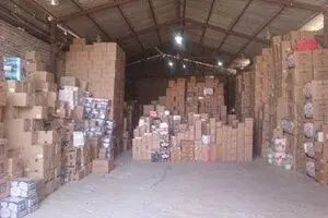 کشف انبار احتکارکنندگان کالاهای اساسی در بندرعباس