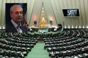 استیضاح وزیر کار متوقف شد / خبرنگاران را از صحن بیرون کردند
