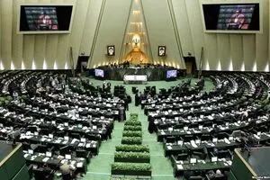 با تلاش شما و دولت، رفاه اجتماعی تا زیرگلوی مردم آمده است!