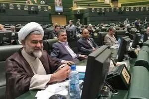 آقای ربیعی؛ پسرتان در دبی شرکت دارد!؟