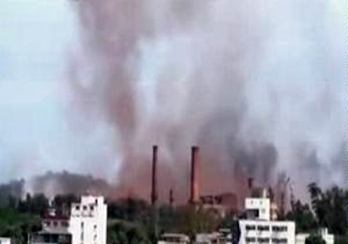 انفجار مهیب در کارخانه فولادسازی با ۳۰ زخمی