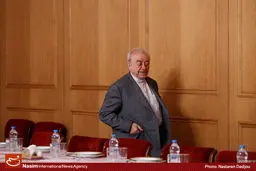 ۹۰ درصد مشکلات افتصادی ناشی از تصمیمات غلط دولت است