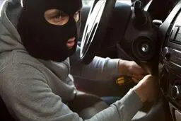 سرقت ماشین‌های لوکس خارجی فقط در چند ثانیه!