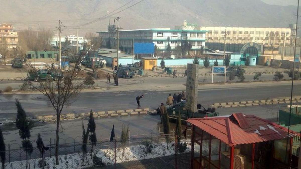 مهاجمان مسلح به یک مرکز دولتی در کابل حمله کردند