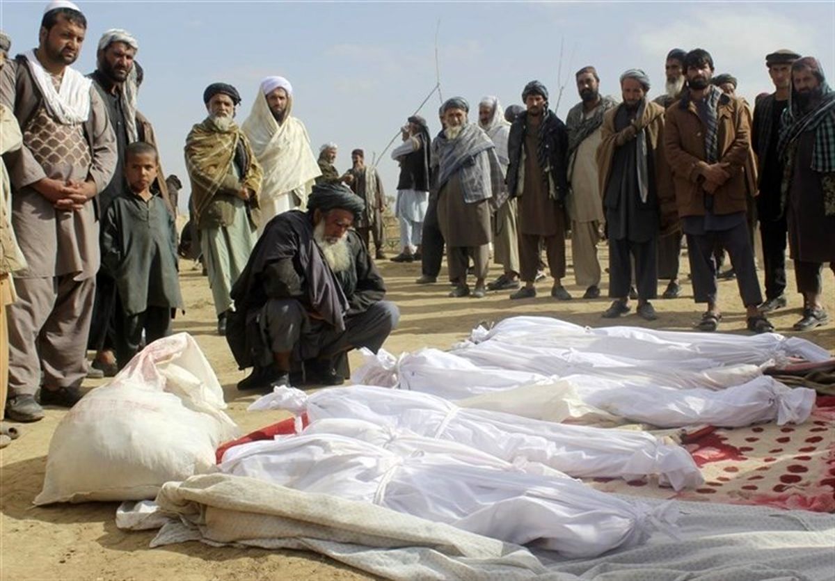 کشته شدن ۳۰ غیرنظامی در حمله هوایی آمریکا در غرب افغانستان