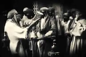 عاقبت فردی که علیه ریخت و پاش مسئولین افشاگری کرد