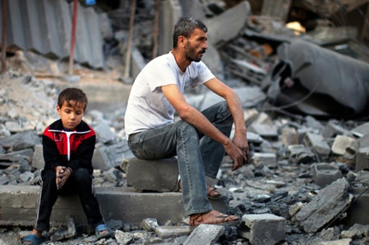 اصرار فتح بر تحریم غزه مغایر ادعای مخالفت با معامله قرن است
