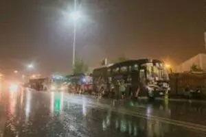 تصاویری از طوفان شب گذشته در مکه و عرفات و منا