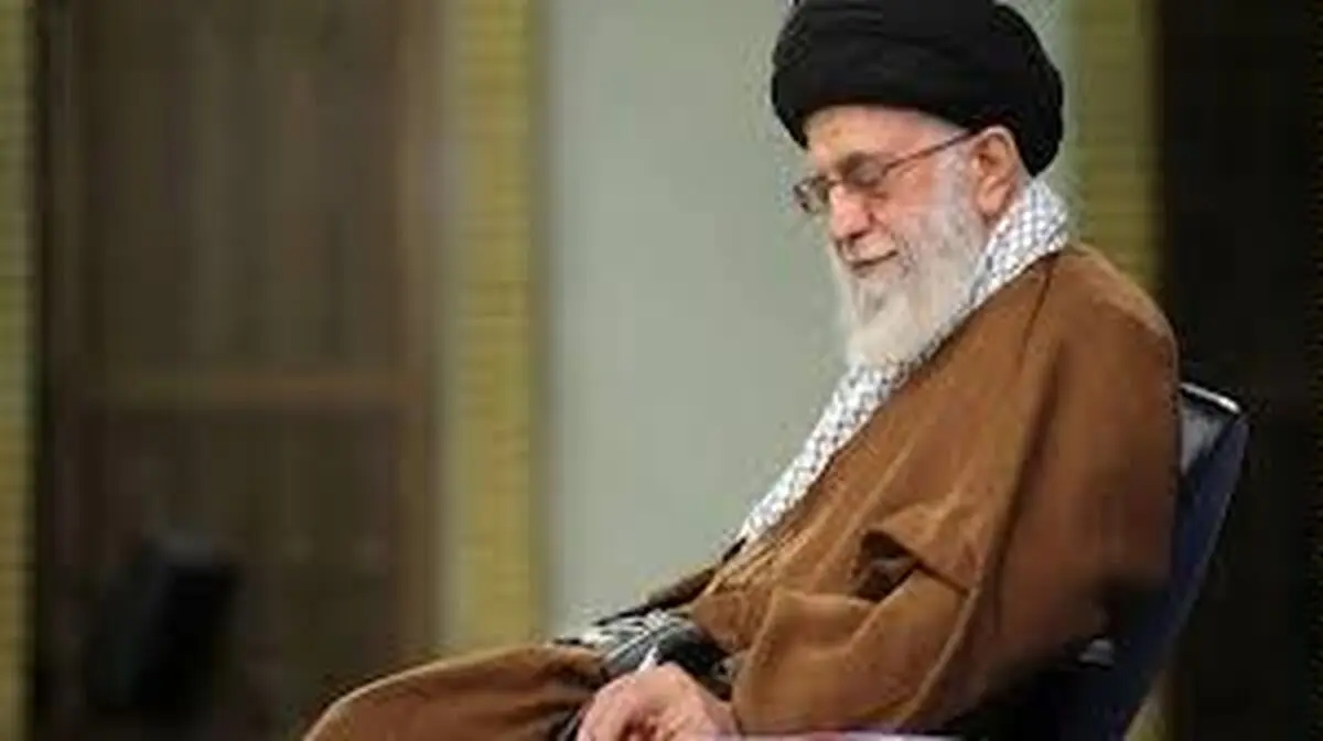 مخالفان جمهوری اسلامی درباره زندگی شخصی رهبرانقلاب چه می‌گویند
