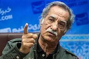 تیکه‌های سنگین آقای بازیگر به حسن روحانی در برنامه زنده