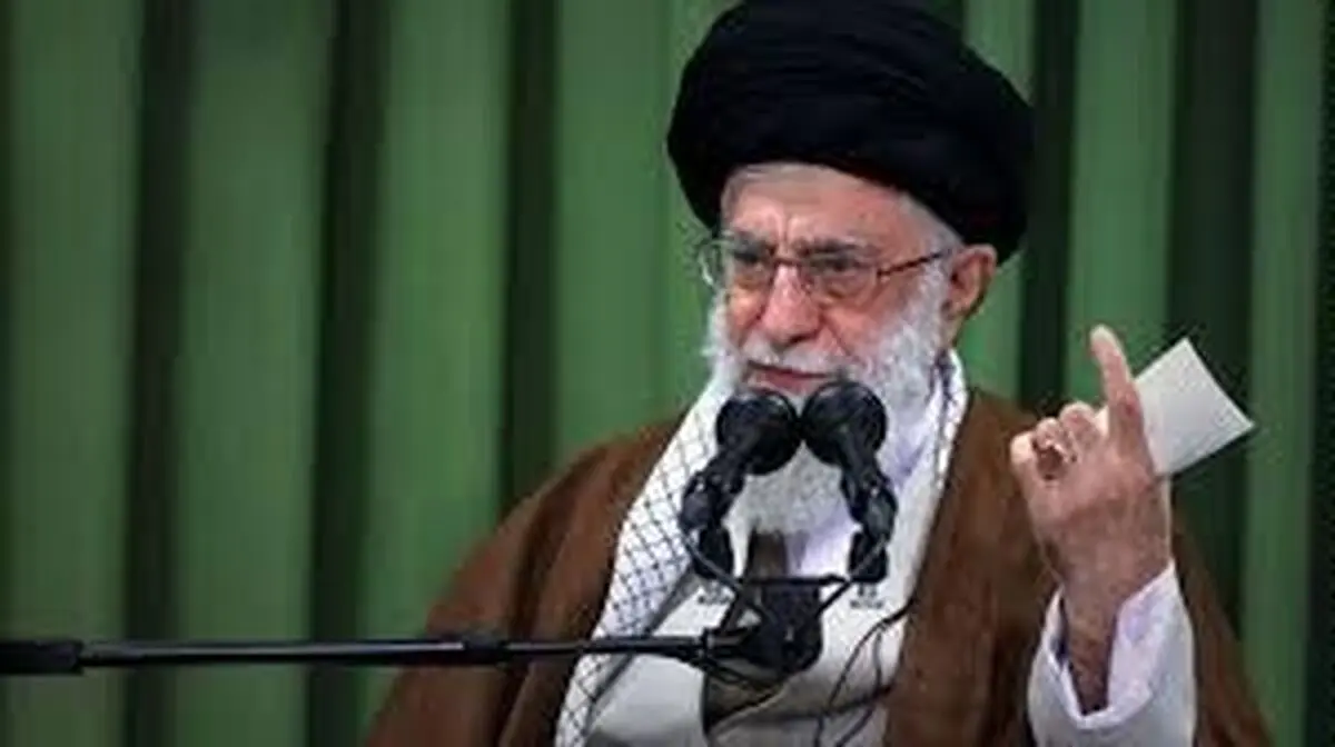 دیوار مجموعه تفریحی یک بانک دولتی تمامی ندارد!