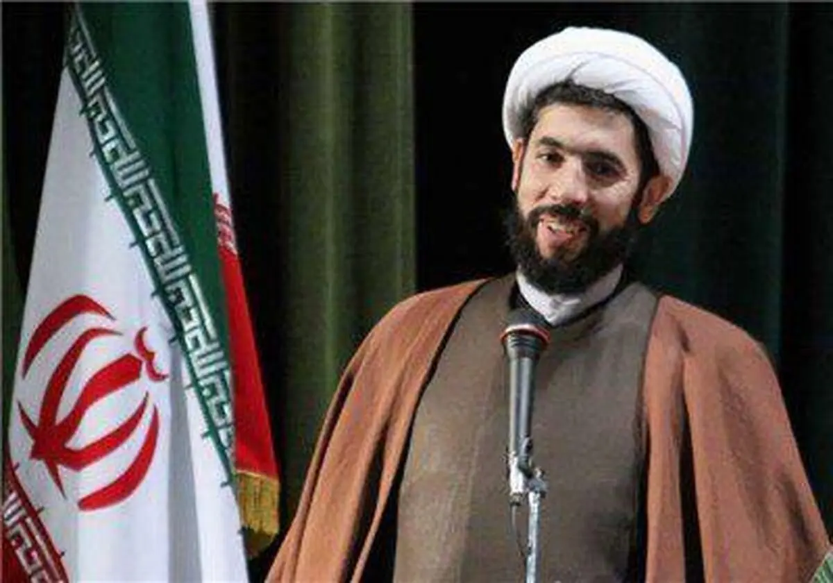حجت‌الاسلام رستمی رئیس نهادنمایندگی مقام معظم رهبری دردانشگاه‌هاشد