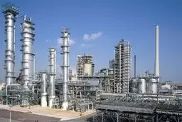 تدوین گزارش تفحص از واگذاری پالایشگاه کرمانشاه تا یک ماه آینده