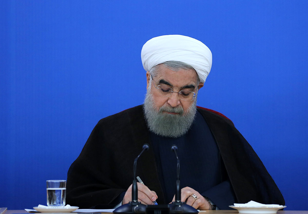 روحانی درگذشت حاجیه خانم مظاهری مادر سه شهید دوران دفاع مقدس را تسلیت گفت