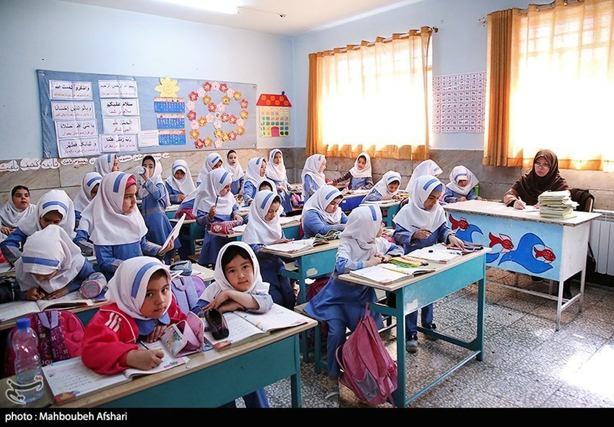 وضعیت مدارس و جمعیت کلاس‌های درس استان تهران در آستانه مهر/افتتاح ۷۷۵ کلاس جدید