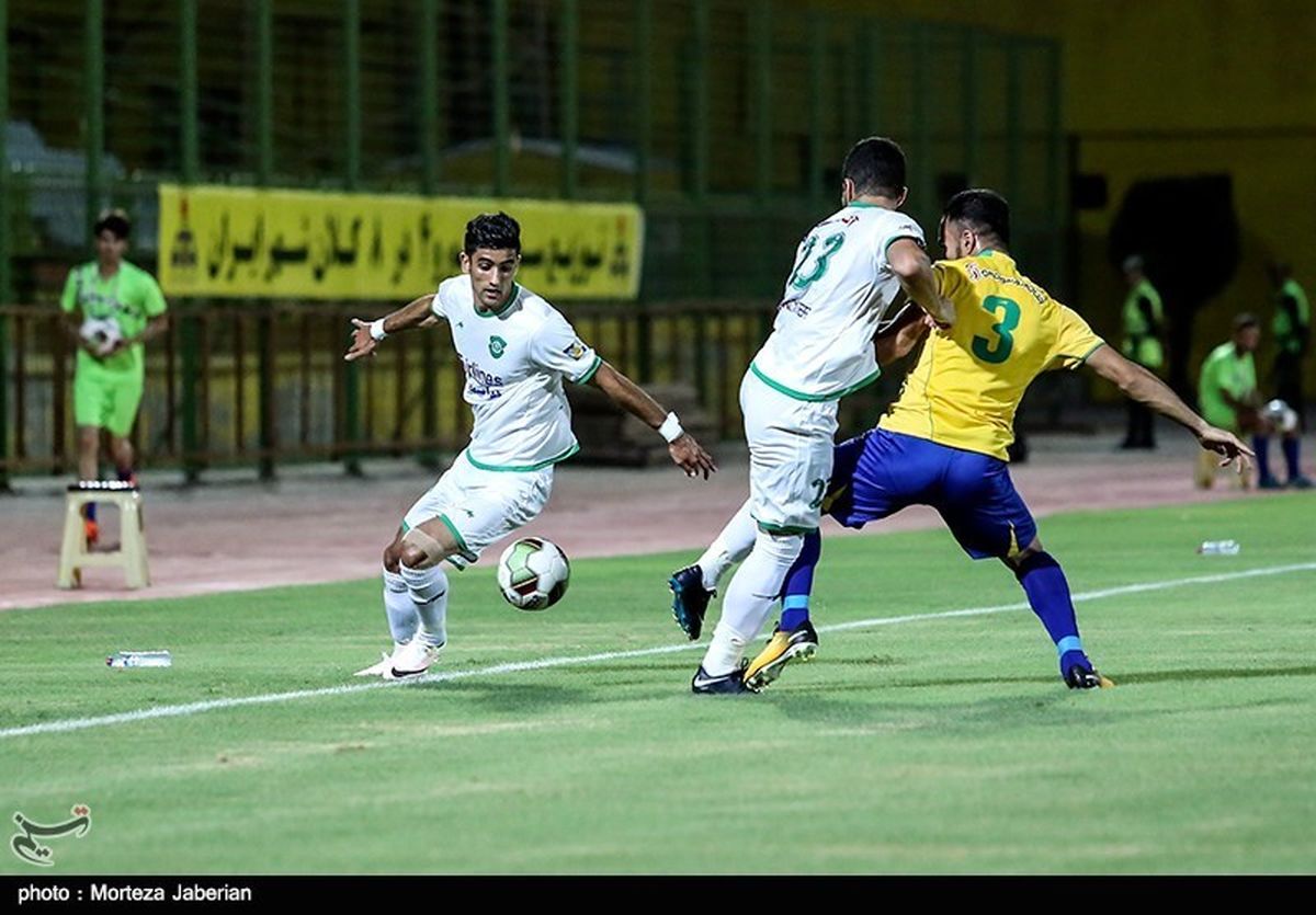 جام حذفی فوتبال| توقف ماشین‌سازی و برتری مس کرمان در نیمه اول
