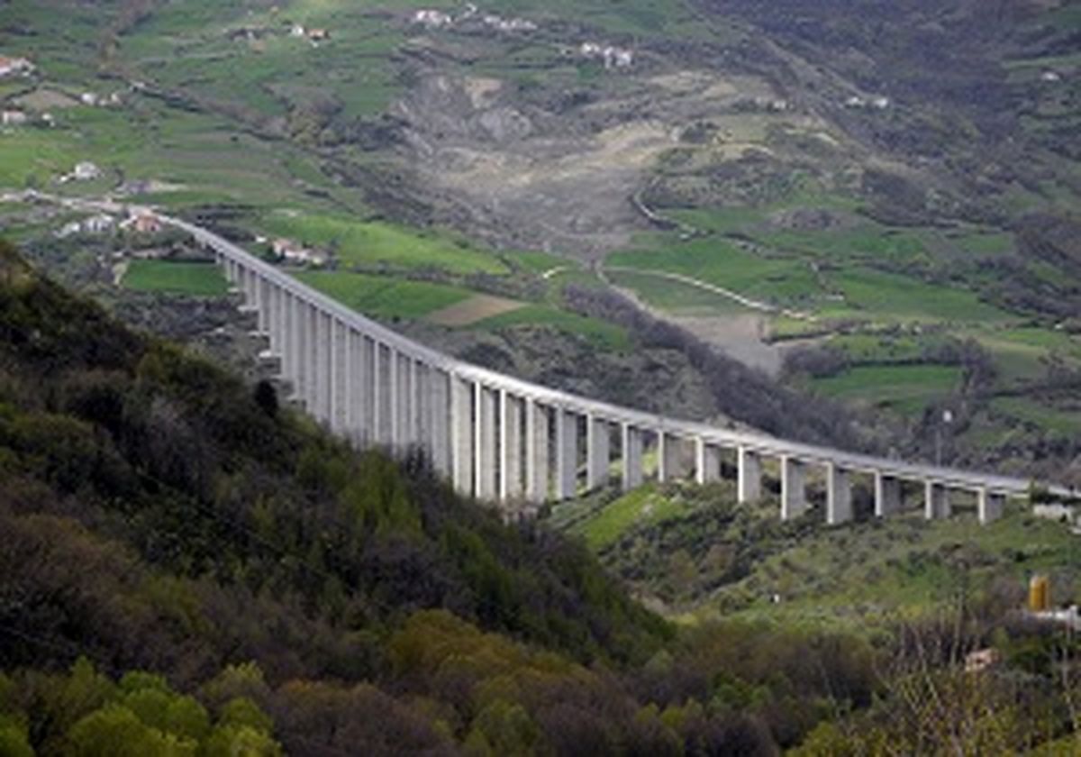 بلندترین پل ایتالیا بسته شد