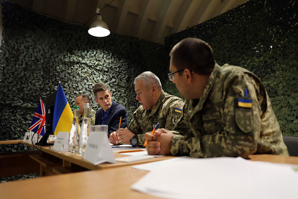انگلیس همکاری‌های نظامی با اوکراین را ادامه می دهد