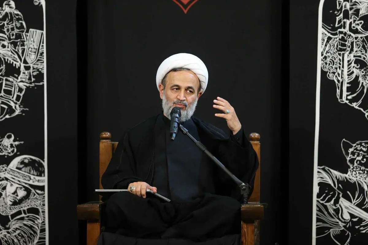 پاداش و کنترل آدم را ضعیف می‌کند.